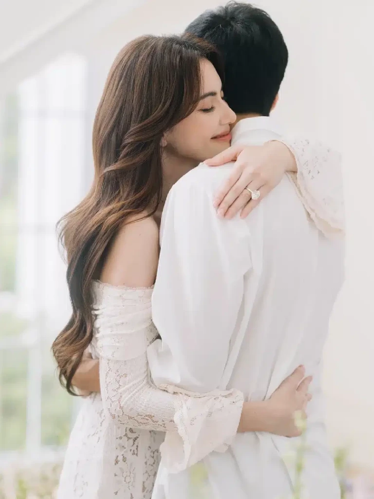 ชื่นมื่น "ใหม่-เต๋อ" จูงมือวิวาห์หวานท่ามกลางขุนเขา สู่คำสัญญาชีวิตคู่