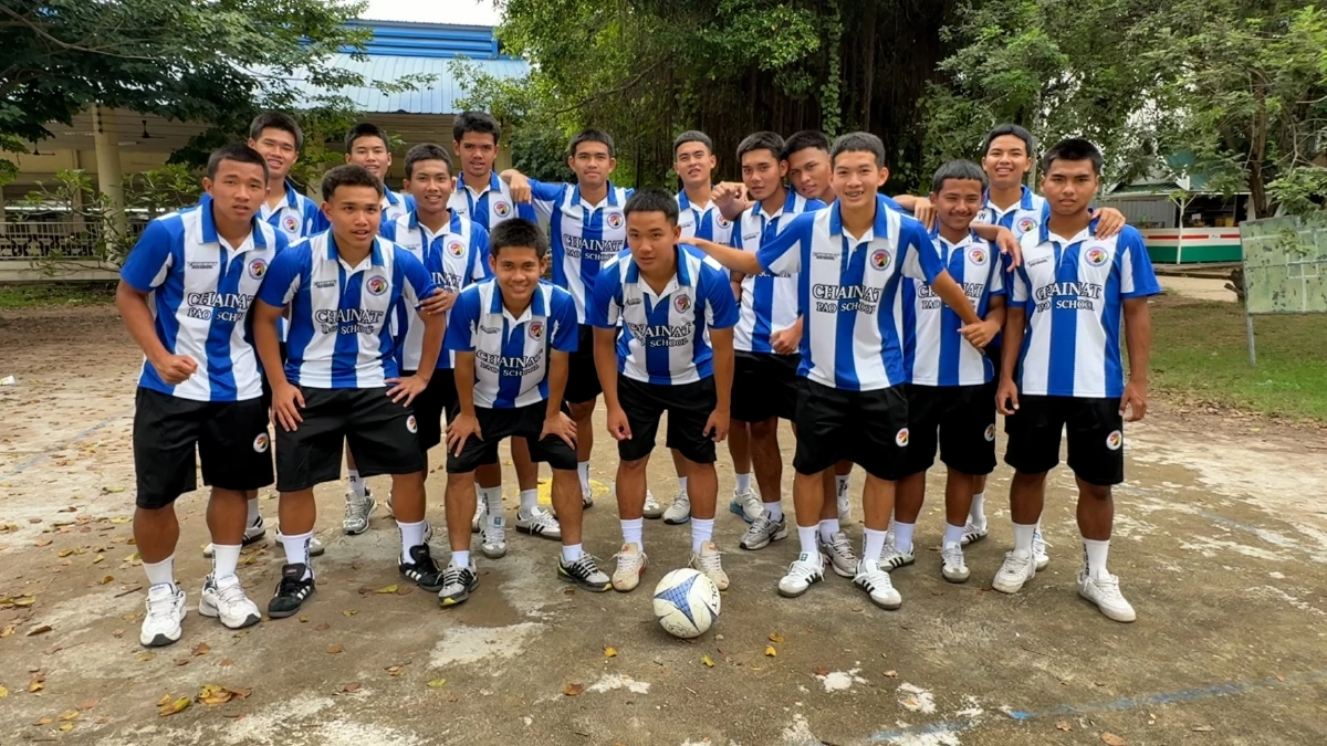 ทีม \"อบจ.ชัยนาท\" พร้อม 100 เปอร์เซ็นต์ นัดชิงชนะเลิศ ฟุตบอล 7 สี