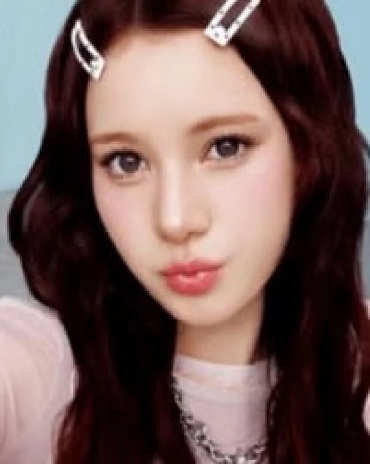 สื่อแฉแรง! \'มือกีตาร์\' ซุ่มเดตไอดอลสาว รักซ้อนสะเทือนวงการ รู้แล้วใคร? สุดท้ายคดีพลิก