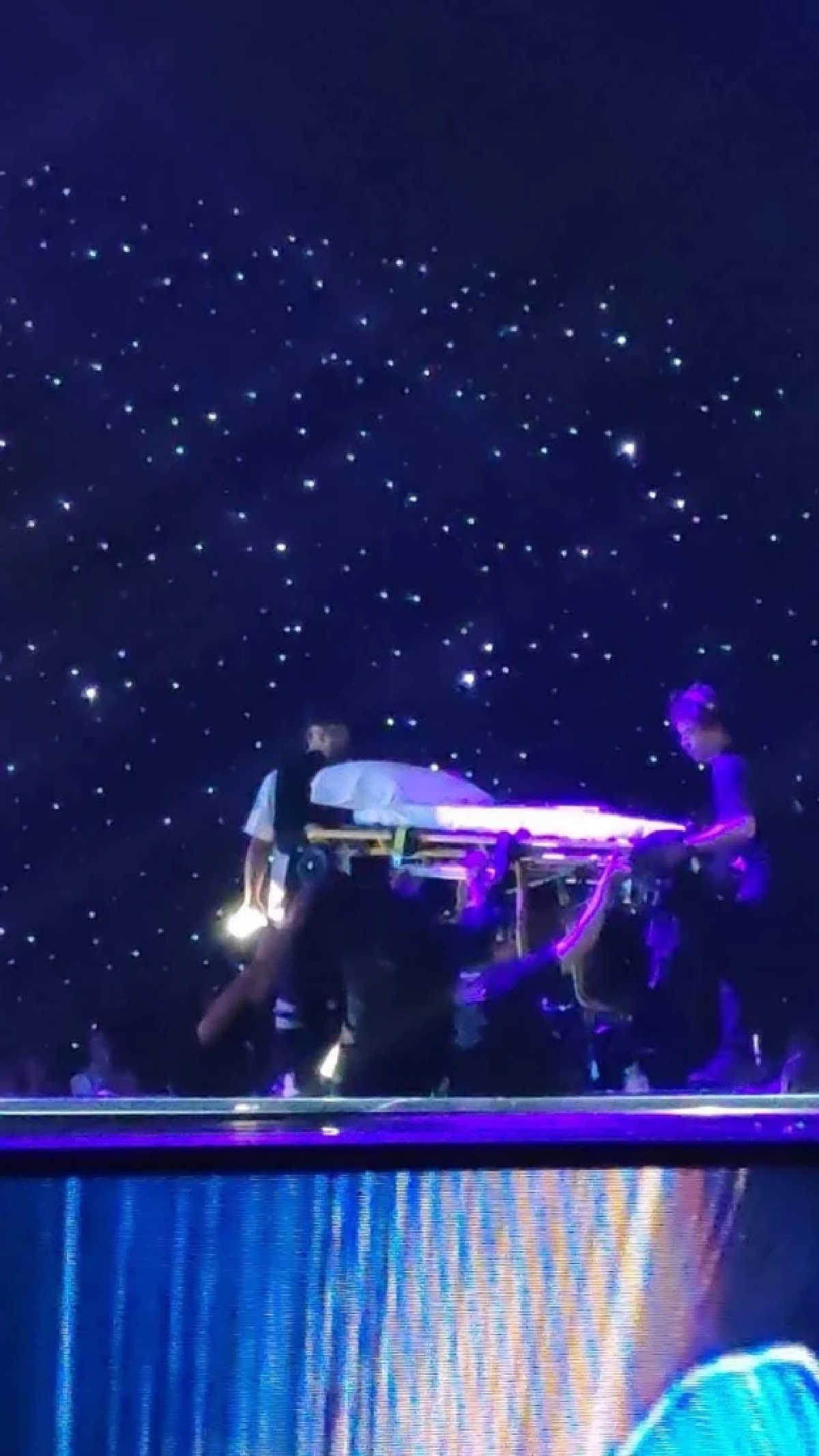 มิสยูนิเวิร์สจาไมกา ปลอดภัยดี หลังเกิดอุบัติเหตุตกเวที