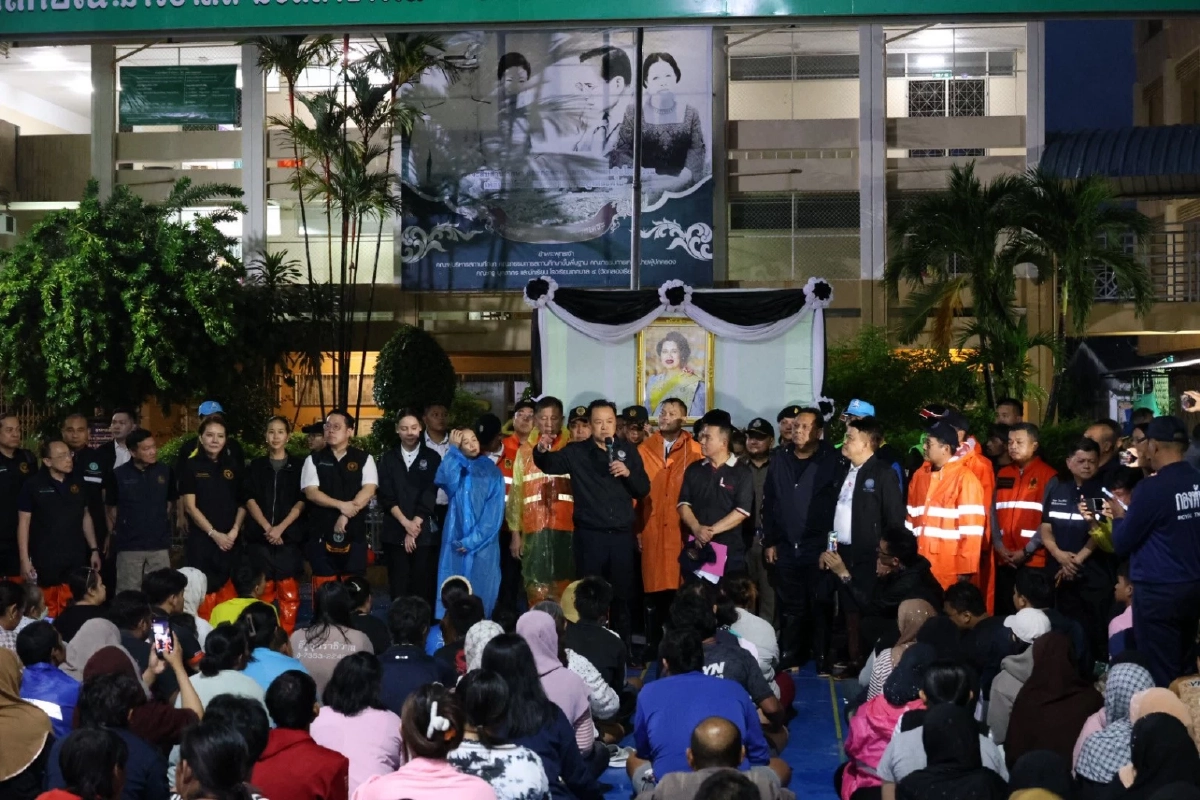 นายกฯ ลงหาดใหญ่อีกรอบ เยี่ยมผู้ประสบภัย เผย กลับไปแล้วนอนไม่หลับ