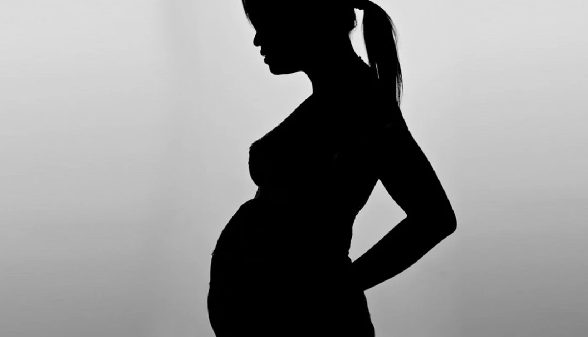 เมียหลวงแฉ \"นิทานชีวิตจริง\" นางงามเวทีดัง! แย่งผัวงัดแชทหลักฐานเด็ด