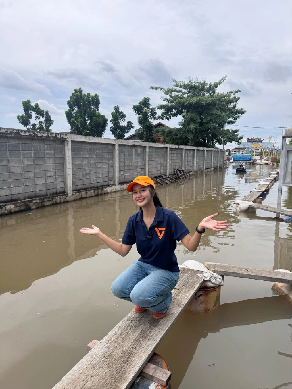 เปิดประวัติ "ไฟแช็ก" วิลาวัลย์ จันทร์ใบเล็ก เจ้าตัวยืนยัน ไม่ใช่ สส.