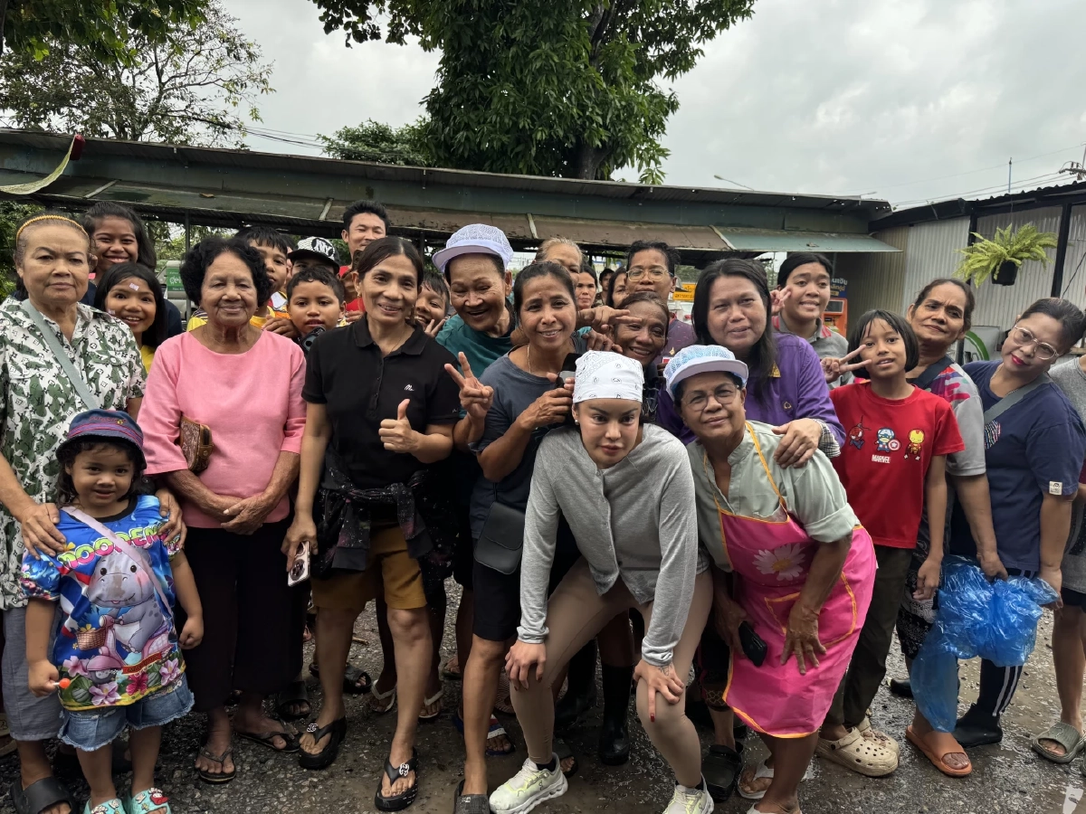 “พิมรี่พาย” ควักเงินส่วนตัว ช่วยน้ำท่วมหาดใหญ่ ลั่น! จะทำให้ได้เต็มที่เท่าที่จะทำไหว