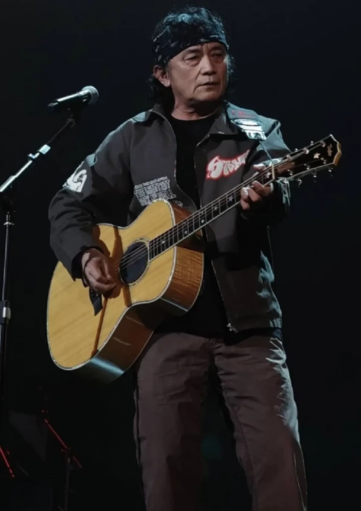 เกือบดราม่า "ปู พงษ์สิทธิ์" เมาหนักกลางคอนเสิร์ตจนต้องประกาศยุติการแสดง