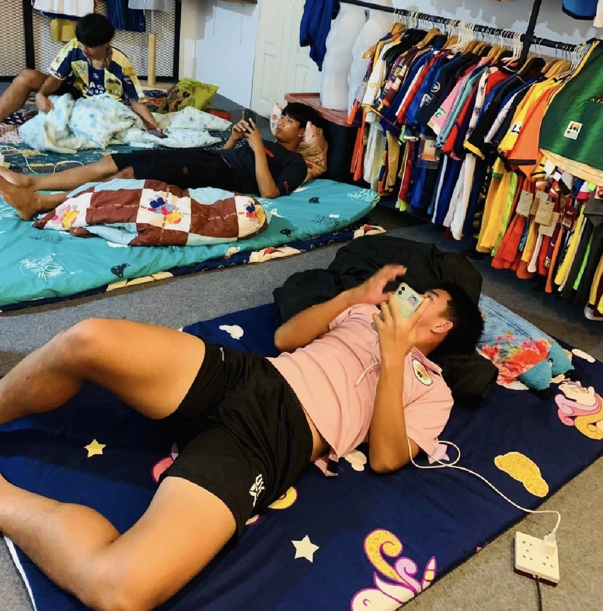 เปิดชีวิต "เจ้ามิค อดิเทพ" อบจ.ชัยนาท สู้ดูแลพ่อป่วย โพสต์ซึ้งหลังจบศึกหมอนทอง