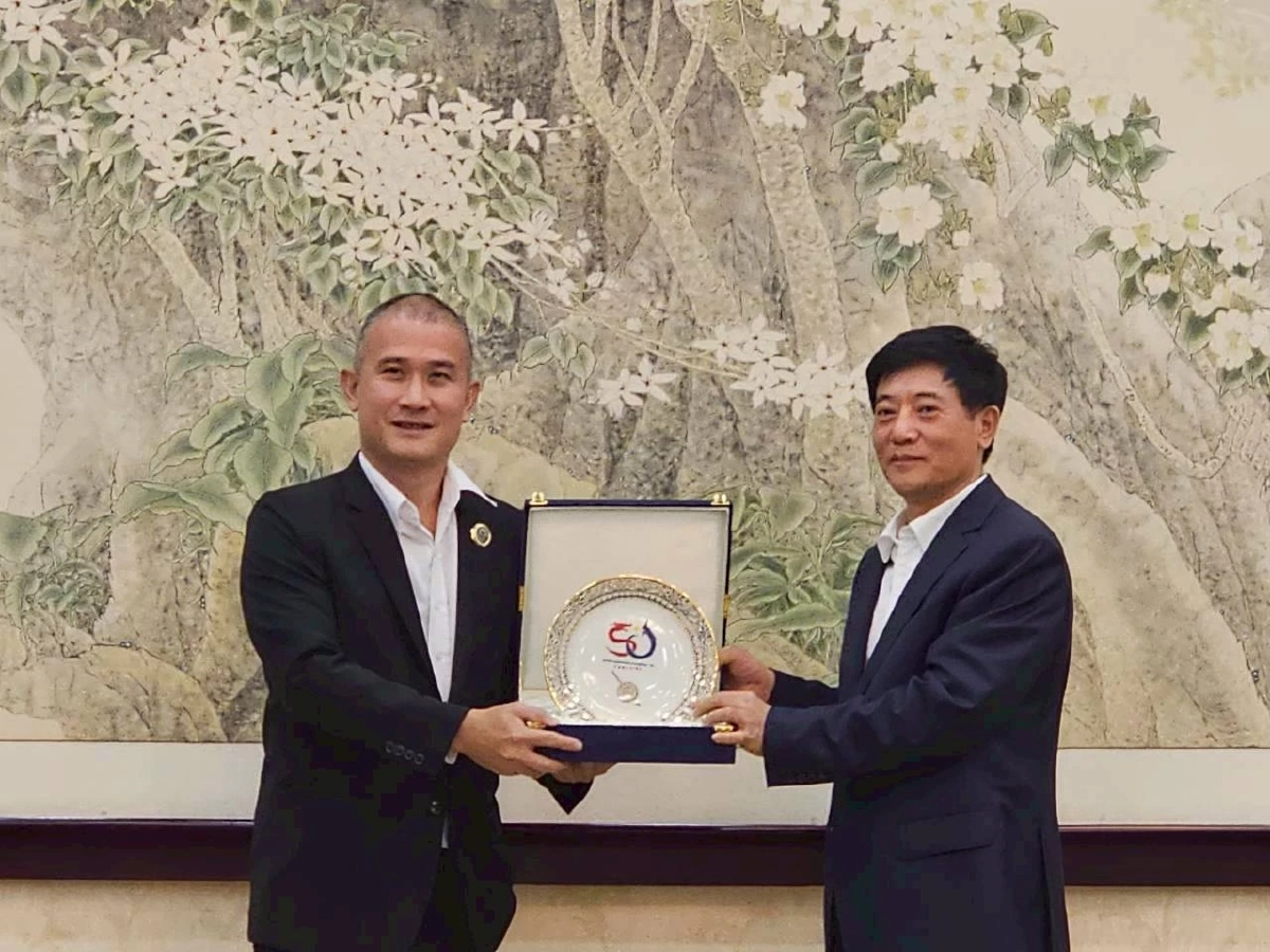 พล.ต.ท.จิรภพ หัวหน้าศูนย์ ACSC ร่วมประชุมขับเคลื่อนปราบสแกมออนไลน์