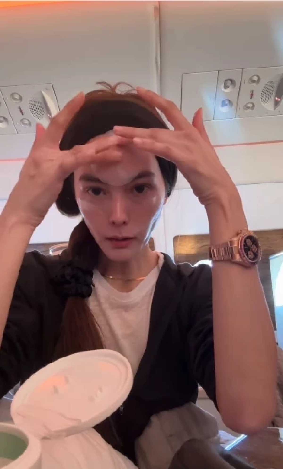 ส่อง! 'เจนี่' หลังโพสต์แคปชั่นเด็ด พักดราม่า'แก๊งนางฟ้า' ดูแลกายโนแคร์?