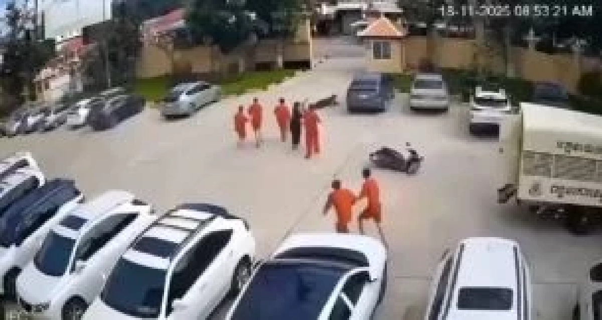 โยนความผิด? กัมพูชา แถลงปลดนักข่าว เผยแพร่ภาพ ทีมจับกุม ลวนลามผู้ต้องหาหญิง