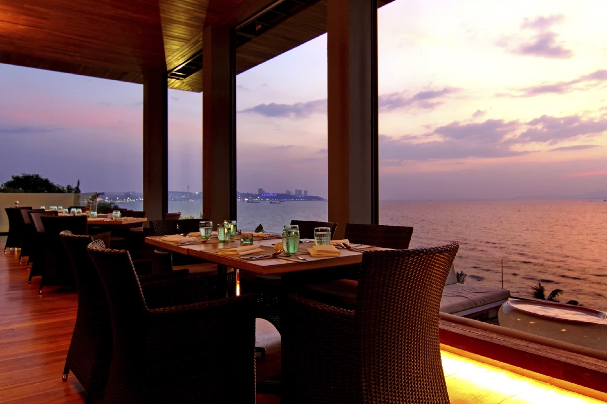 ชี้เป้า 6 จุดชมพลุสุดโรแมนติก Pattaya International Fireworks Festival 2025 “เทศกาลพลุนานาชาติเมืองพัทยา แสงแห่งความจงรักภักดี สถิตในใจนิรันดร์”