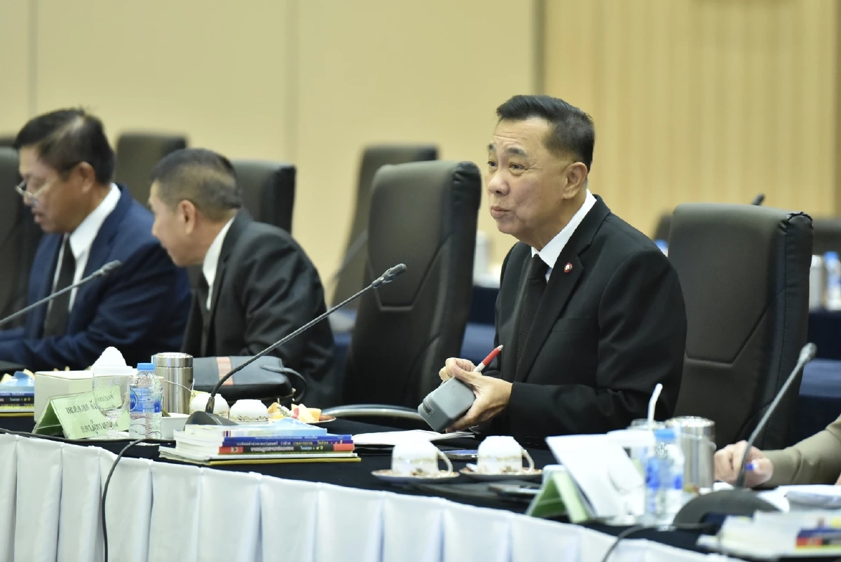 เช็กรายชื่อ ก.ตร. ไฟเขียว แต่งตั้ง \"นายพลสีกากี\" นอกวาระ 17 ตำแหน่ง