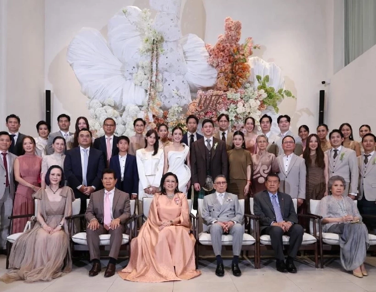 "ทราย สก๊อต" กับ "มายด์ ลภัสลัล" พี่สะใภ้ มีเรื่องอะไรกัน? ส่องโพสต์ (ล่าสุด)