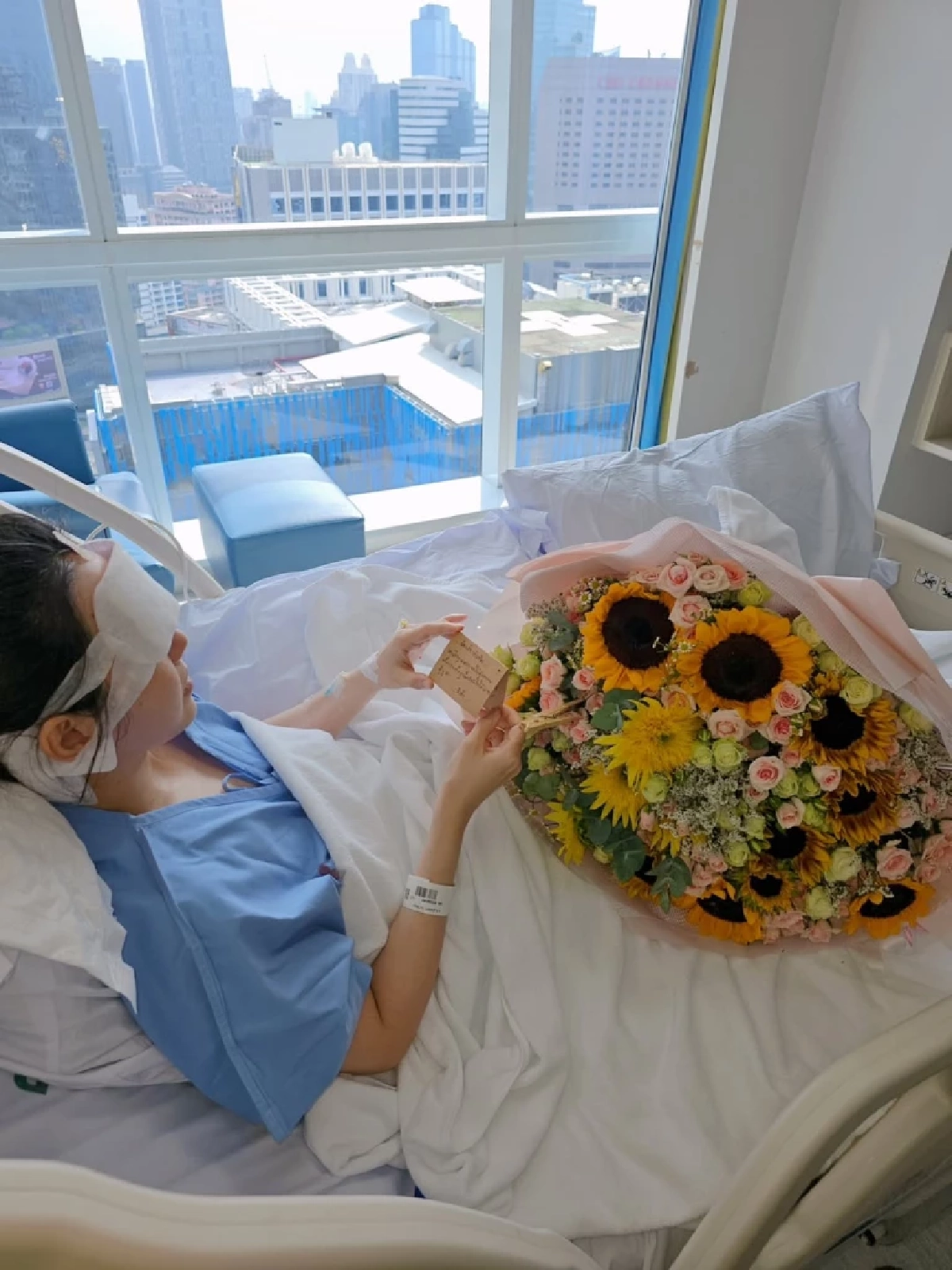 "ทับทิม มัลลิกา" ผ่าตัดเนื้องอกในสมอง (บริเวณก้านสมอง) สัปดาห์หน้าต้องผ่าอีกรอบ