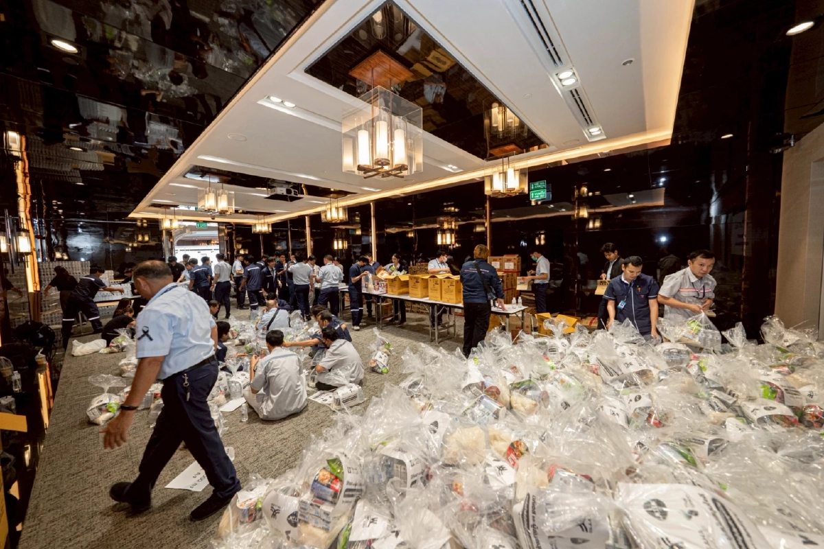 "บีทีเอส-พันธมิตร" มอบถุงยังชีพ 2,000 ชุด บรรเทาผลกระทบน้ำท่วม จ.สิงห์บุรี