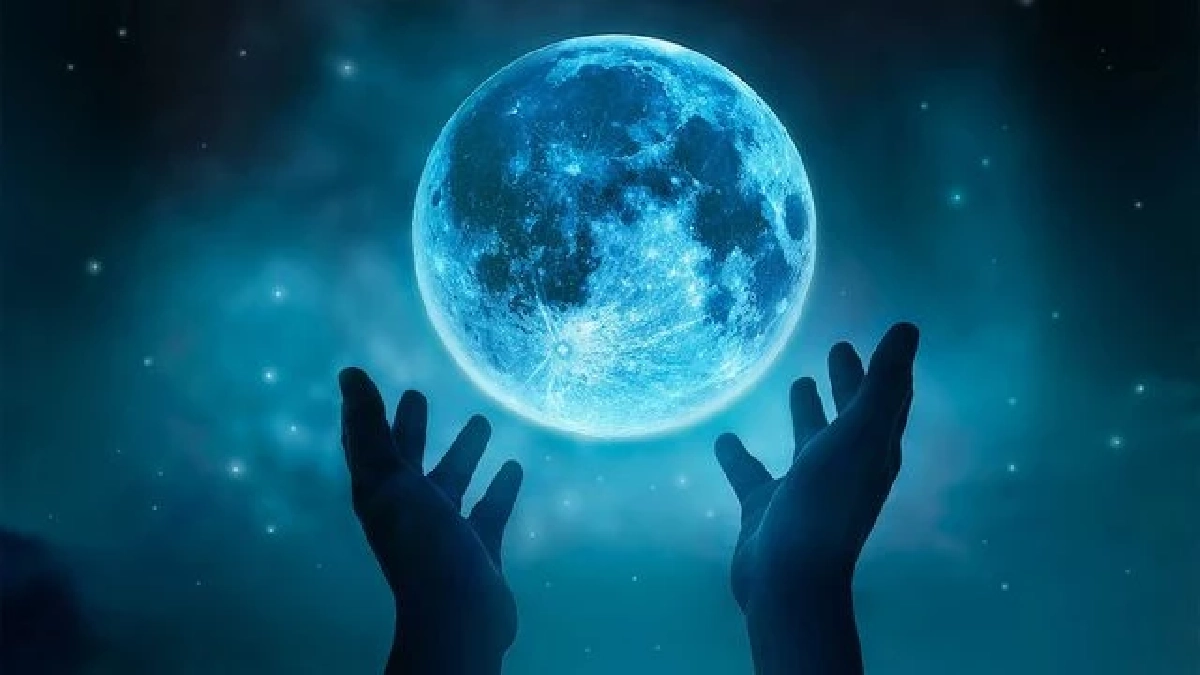 คืนนี้อาบแสงจันทร์เสริมพลังชีวิต  เปิดวิธีล้างซวยรับโชค \"คืนพระจันทร์เต็มดวง\"