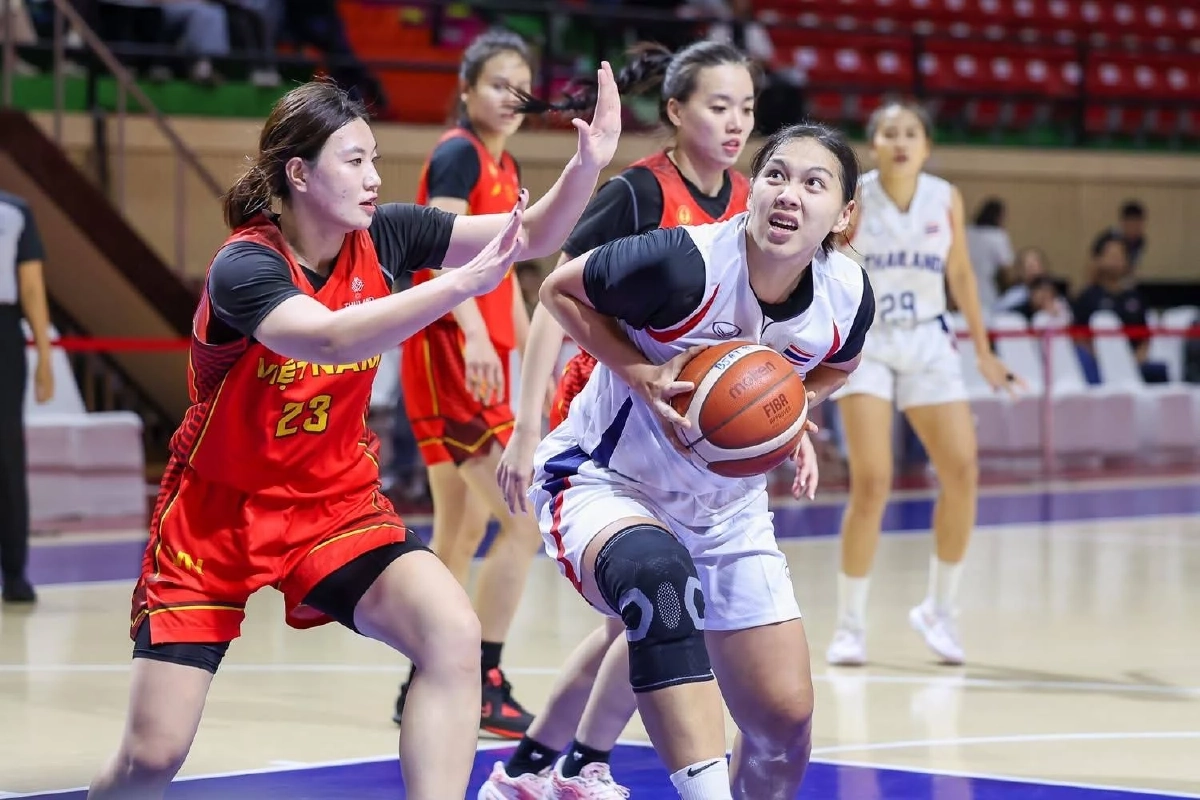 บาสหญิงไทย ผงาดแชมป์กลุ่มซีเกมส์ "โค้ชมิช่า" มั่นใจ! ศักยภาพไทยไกลระดับยุโรป