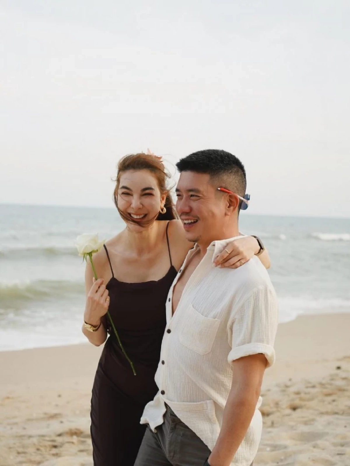 "แบงค์ พชร" เซอร์ไพรส์ "โบว์ เบญจวรรณ" ฉลองครบรอบรัก 11 เดือน