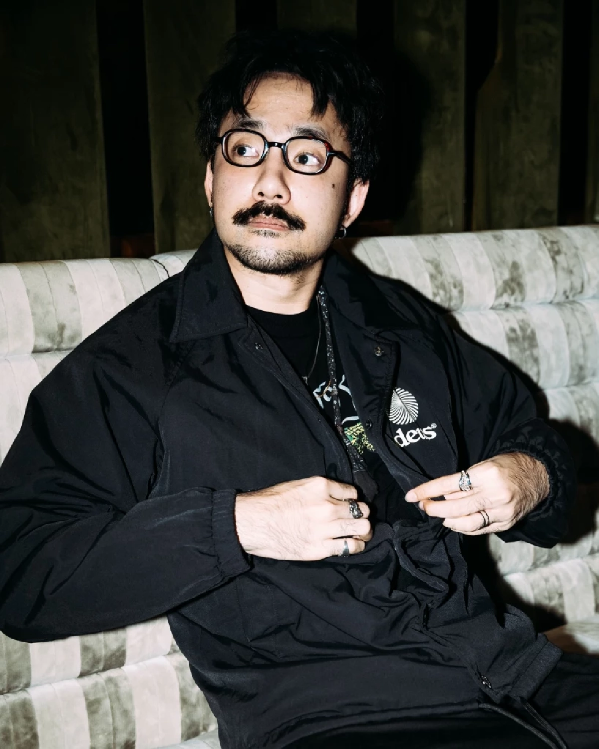 "จ๋าย ไททศมิตร" โพสต์ฟาดนักการเมืองสีเทา แซะแรงเทายังไงให้เจริญ