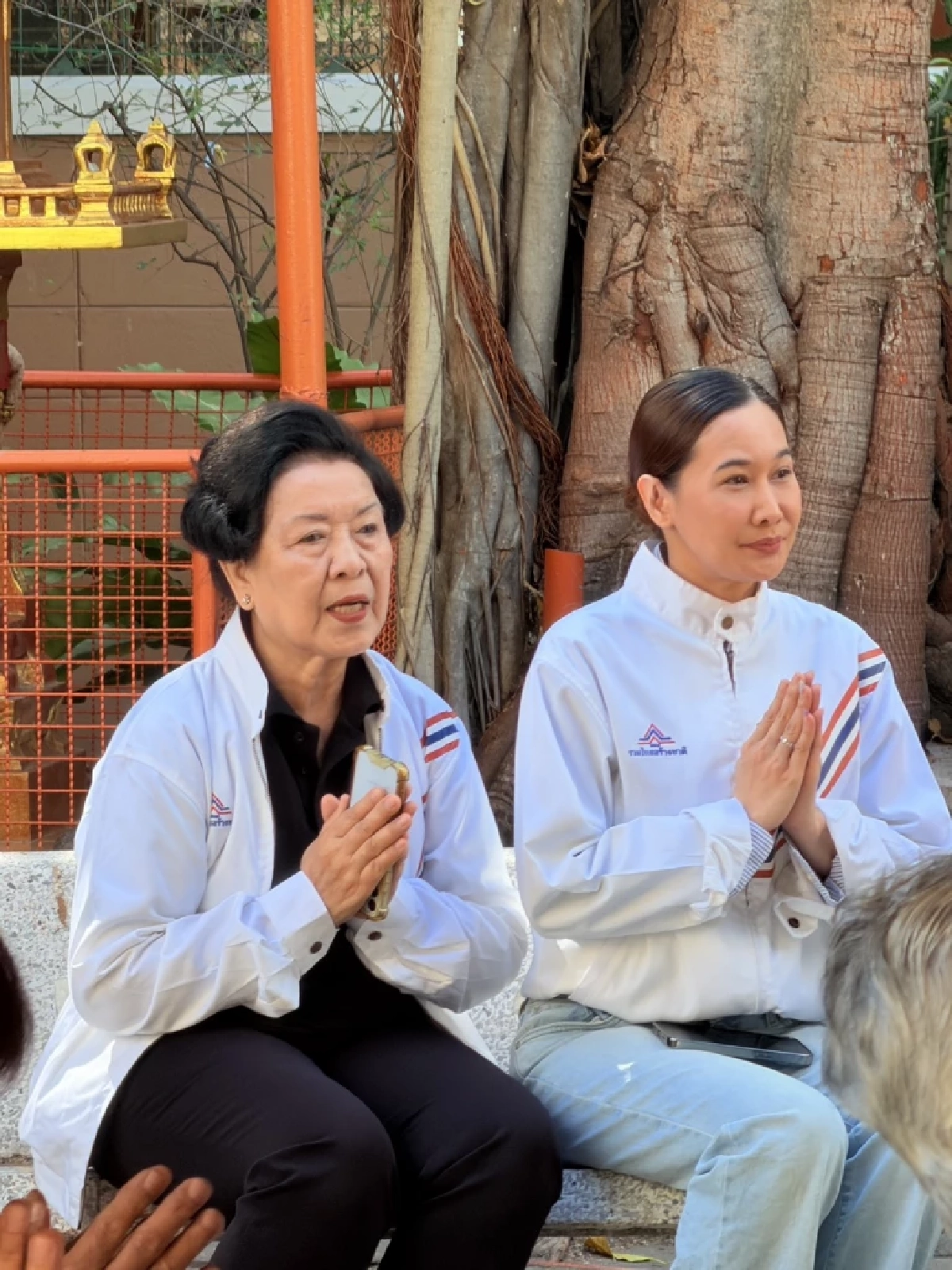 'กุ้งพลอย กนิษฐรินทร์' ลุยการเมืองเต็มสูบ สะเทือนสนามเลือกตั้ง! 69