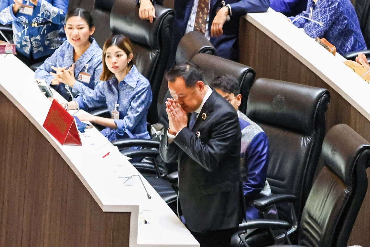 นายอนุทิน ได้รับการโหวตเลืิกนายกรัฐมนตรีคนที่ 32