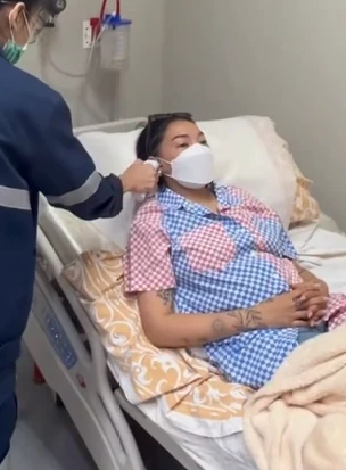 เปิดสาเหตุ "ดา เอ็นโดรฟิน" ถูกหามเข้าโรงพยาบาลด่วน! ถึงขั้นประกาศยกเลิกงาน