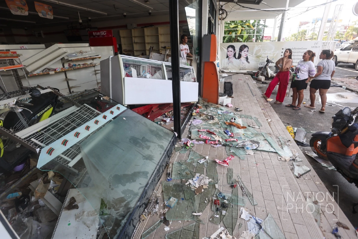 ในหลวงพระราชทานเงินส่วนพระองค์แก่ครอบครัวผู้เสียชีวิต