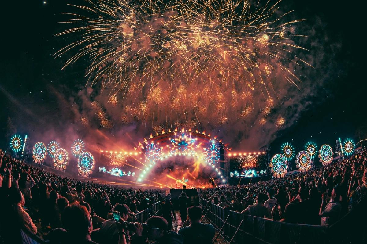 ประมวลภาพบรรยากาศ “บิ๊กเมาน์เท่น 15” เทศกาลดนตรีใหญ่ที่สุดในไทย