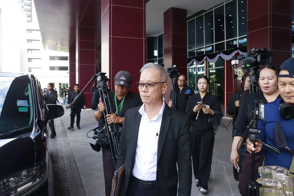 "ไฮโซข้าวโพด" ส่งทนายมอบหลักฐานโอนเงินให้ "นานา ไรบีนา" 119 ล้าน