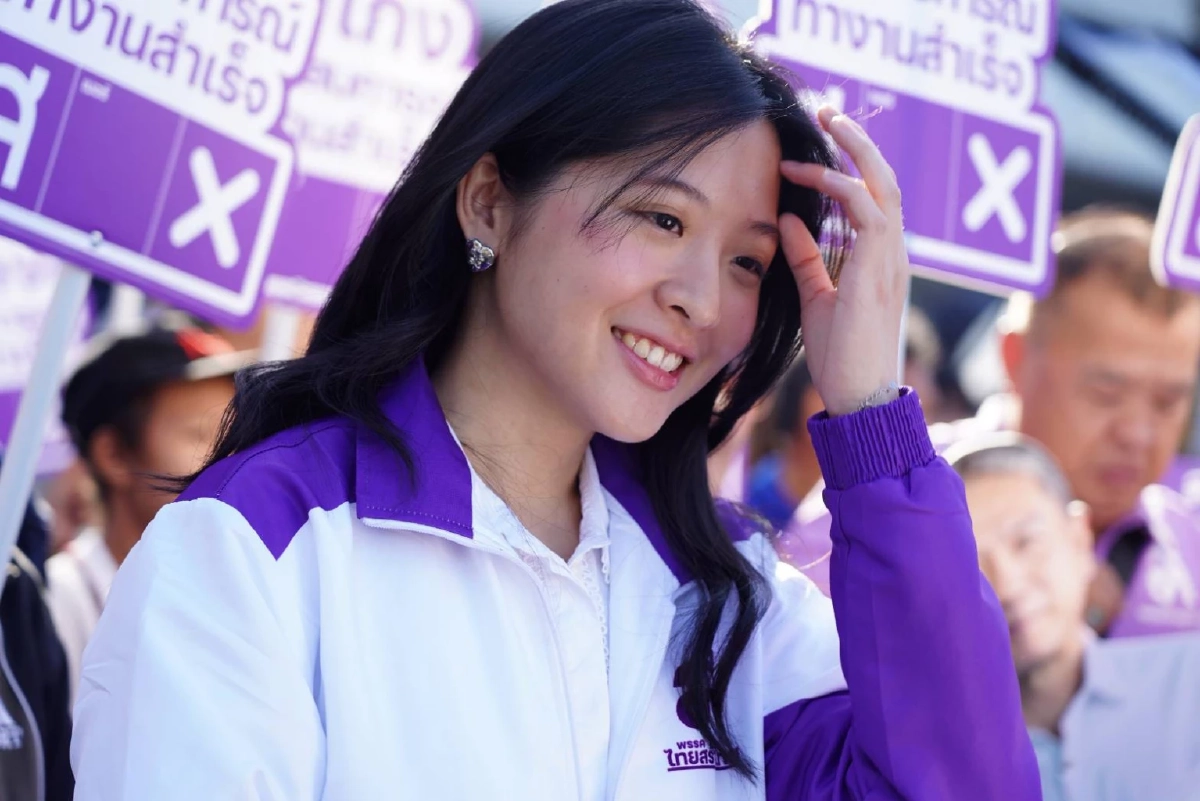 ประวัติ "จินนี่ ยศสุดา ลีลาปัญญาเลิศ" ลูกสาว คุณหญิงสุดารัตน์