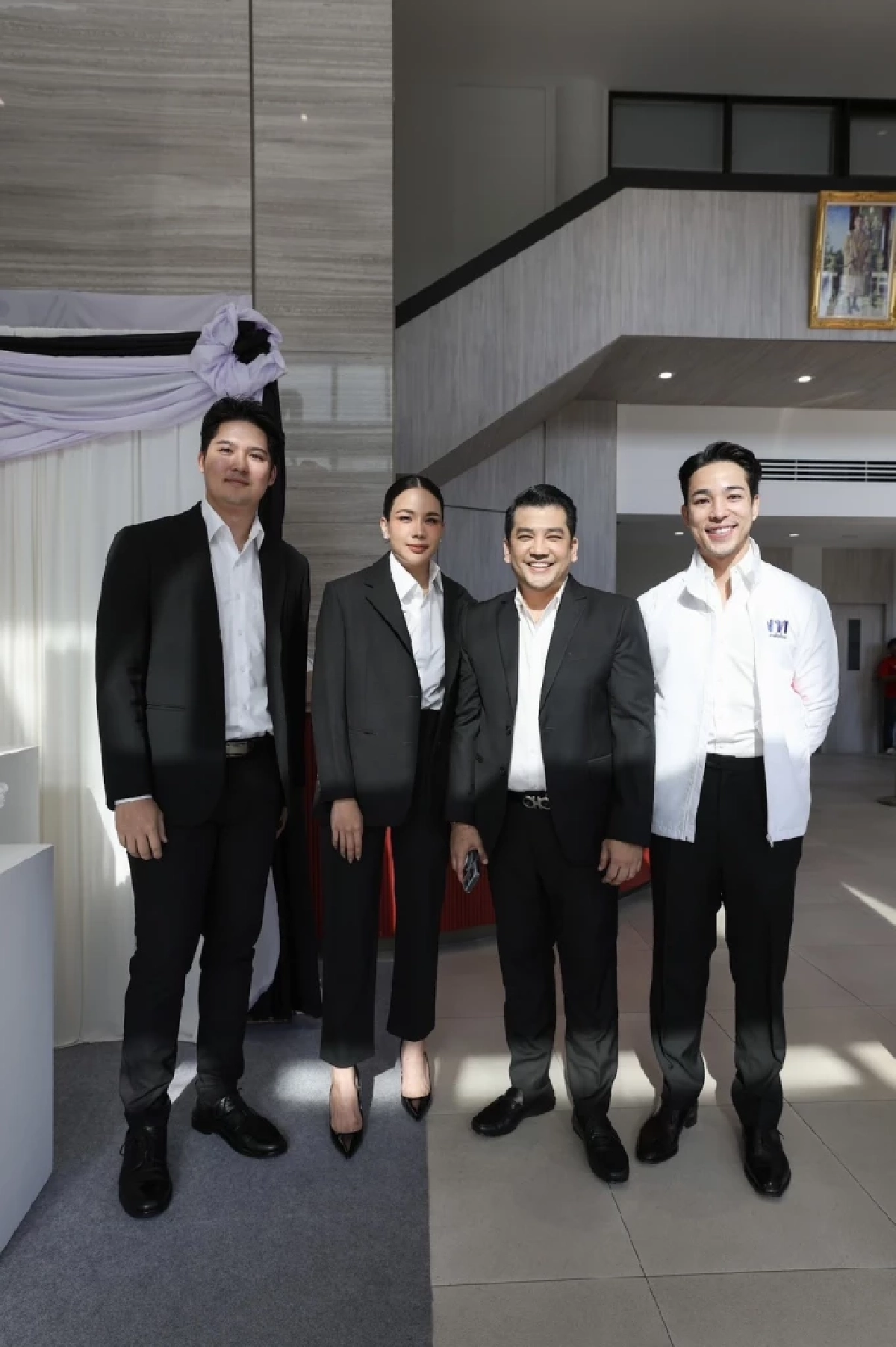 “มดดำ”  ส่งลูกหม้อ “ดร.อ๊อฟ รวีภัทร์” ลงชิง สส.เพื่อไทย สานต่อนโยบายพรรค