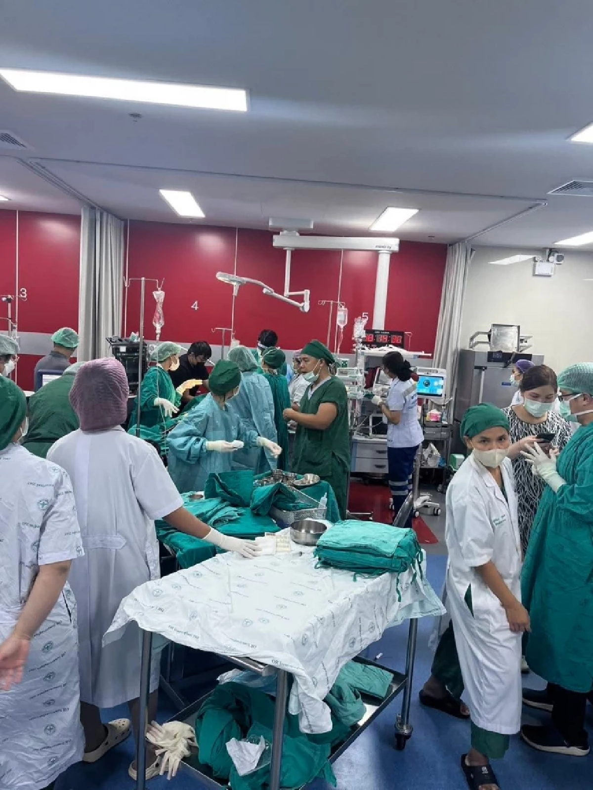 เร่งอพยพผู้ป่วย-บุคคลากรทางการแพทย์ เข้าบังเกอร์ หลังเขมรยิง BM-21