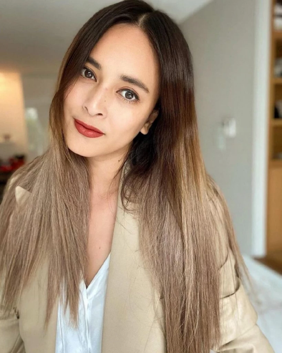 เปิดข้อหา 'นานา ไรบีนา' ปมดราม่า ดารา น. ถูกรวบกลางกรุง คดีอะไรบ้าง?