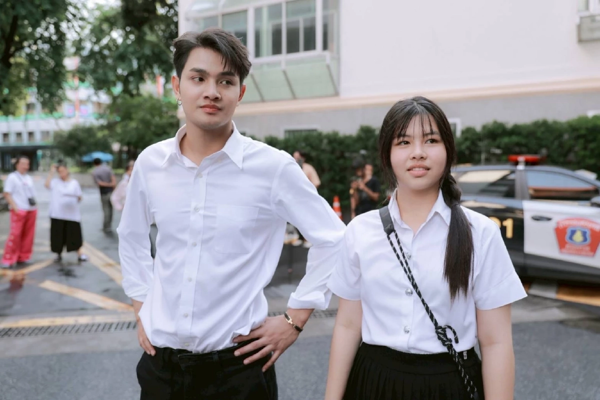 “เกลิน” นางเอกป้ายแดงน้ำตาคลอ  “ปานดวงใจ Signature” กระแสแรงเกินคาด!