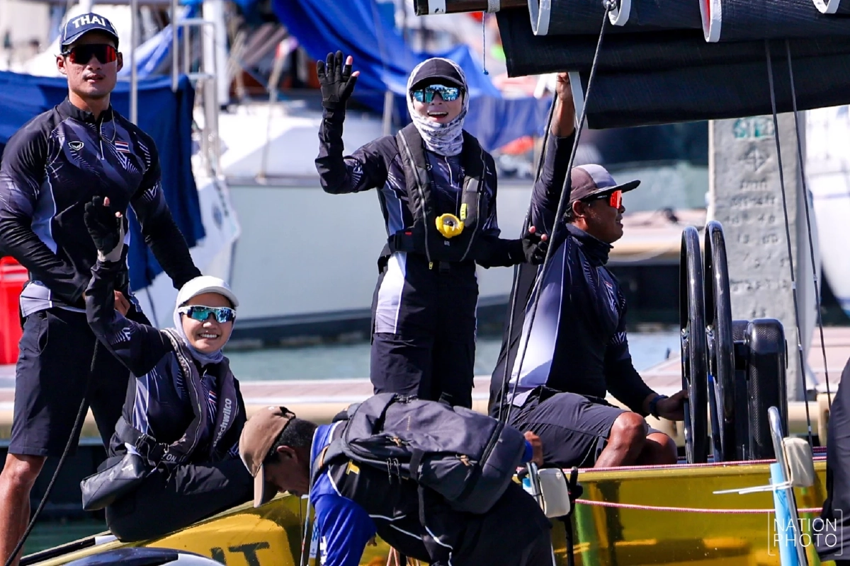 ถ่ายทอดสด "พระราชินี" ทรงนำทัพนักกีฬาไทย แข่งเรือใบซีเกมส์ 2025