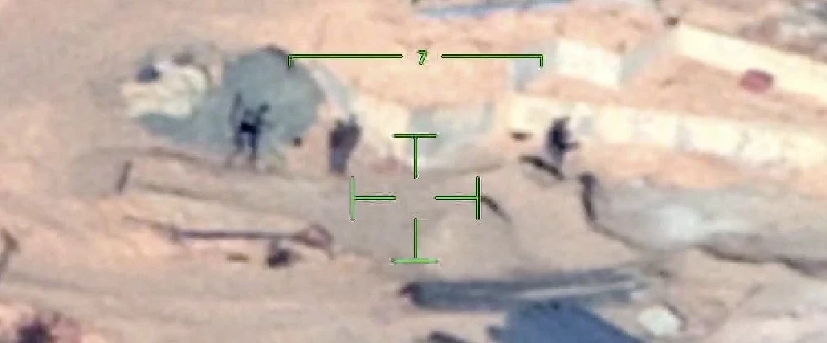 ถล่มฐานทหารหน่วย BHQ  หลังพบพิรุธรถหรูผู้บังคับบัญชาระดับสูงโผล่ชายแดน