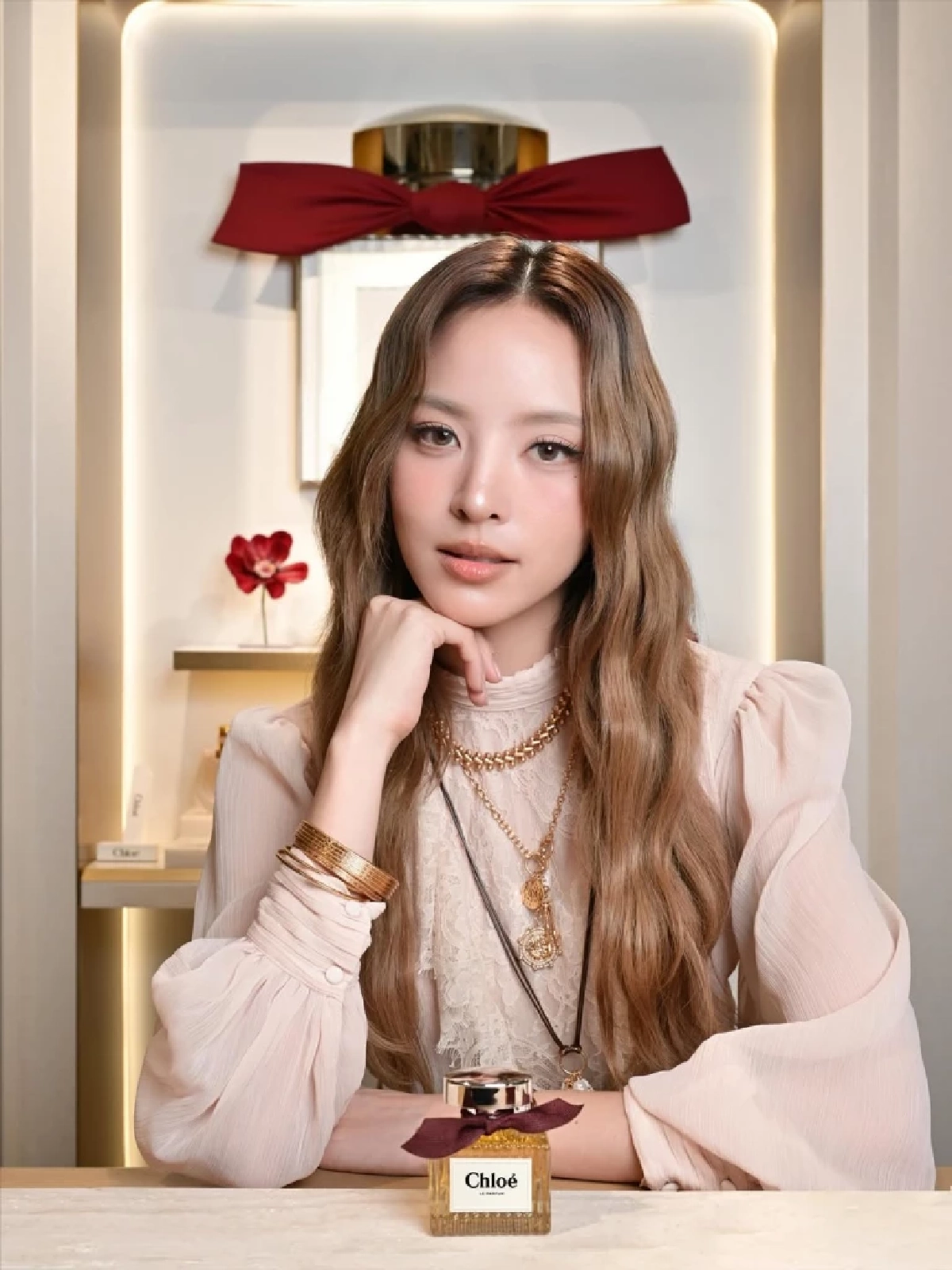 ดราม่าแรง 'ณิชา'นางเอกดัง ต้นสังกัด ซัดจุก แหกเพจดังกุข่าว-ใส่ความ?