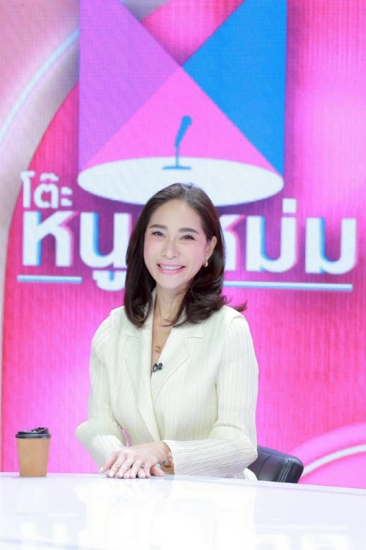 "พลอย เฌอมาลย์"  สู้เอฟเฟกต์มะเร็ง ผมหงอก-หมดประจำเดือน