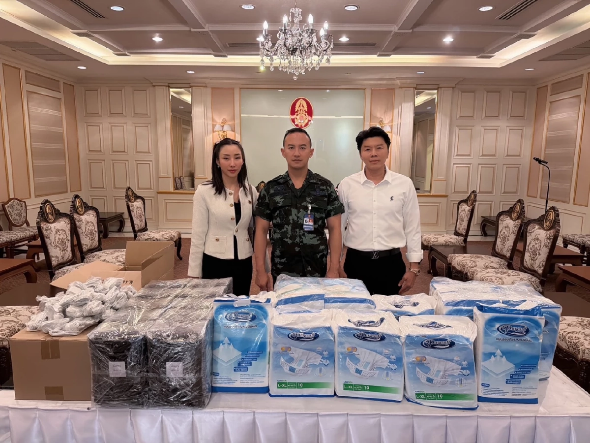 ไม่ทิ้งกัน "สถาบันพระปกเกล้า" ผนึกกำลัง ปนป. 15 ช่วยน้ำท่วมใต้!