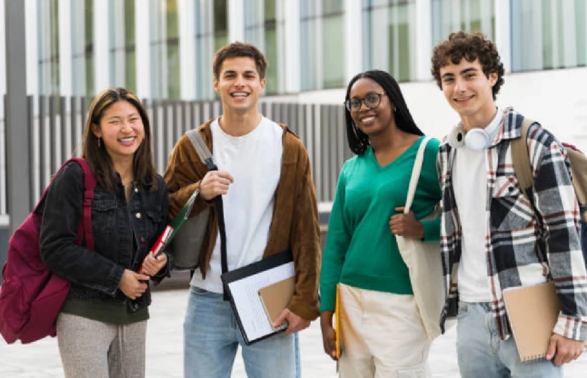 เปิด '10+4' ศัพท์ใหม่ติดเทรนด์ปี 2026 รู้ไว้จะได้ไม่งง ว่าถูก'ชม-ข่ม'