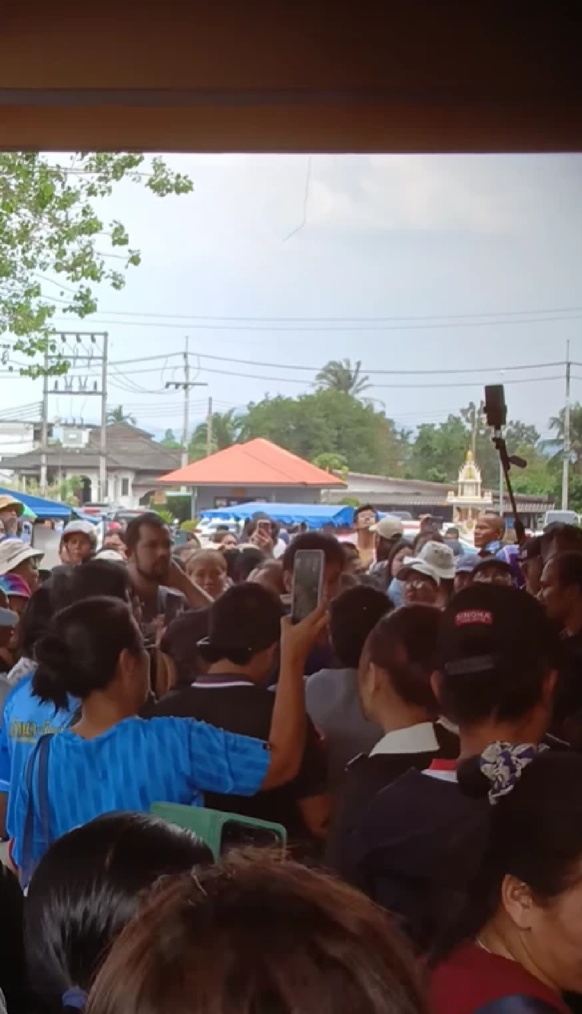 เดือด! เตรียมประท้วง! นายอำเภอลานสกา จ.นครศรีฯ ปมเงิน "น้ำท่วม" เกิดอะไรขึ้น