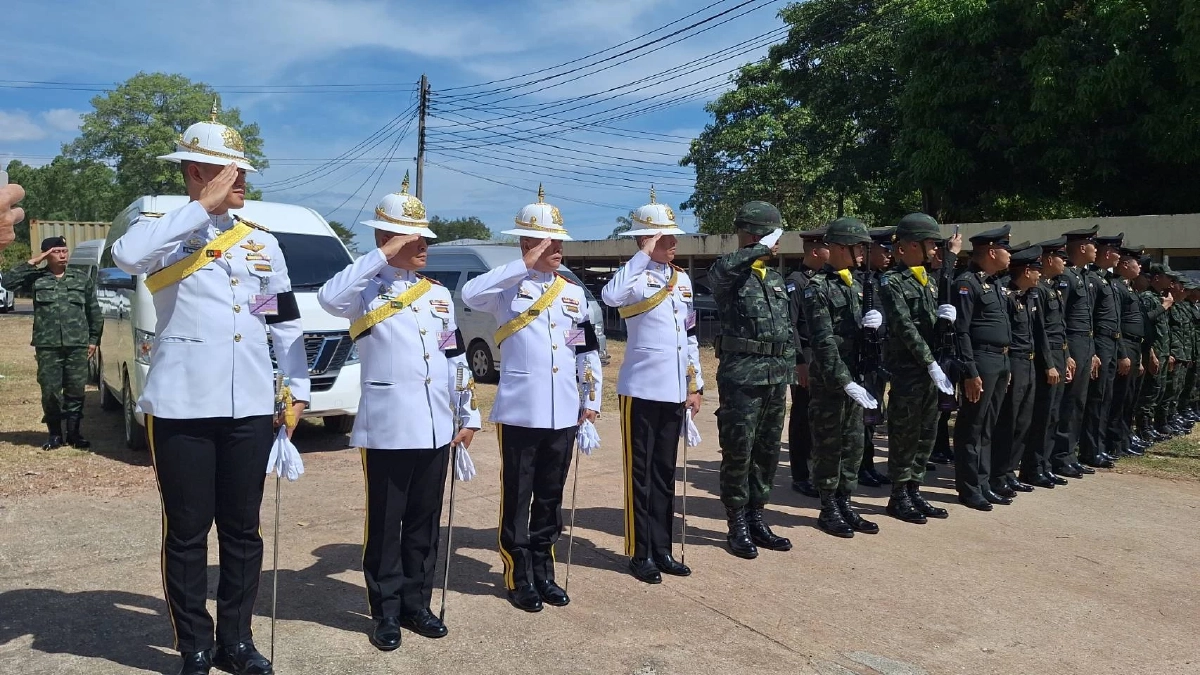 สุดกลั้น "เมีย-ลูก" กอดกันรับร่าง "จ่าคิว" ทหารกล้ารายสุดท้ายก่อนหยุดยิง