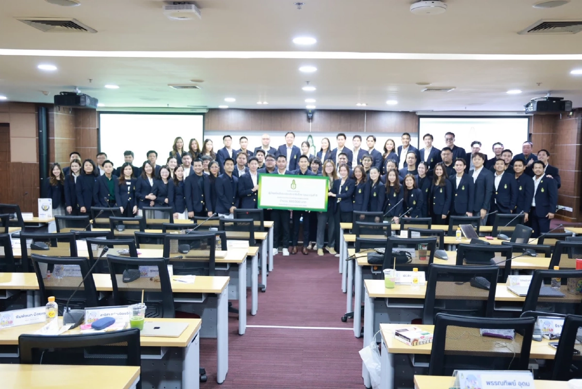 ไม่ทิ้งกัน "สถาบันพระปกเกล้า" ผนึกกำลัง ปนป. 15 ช่วยน้ำท่วมใต้!