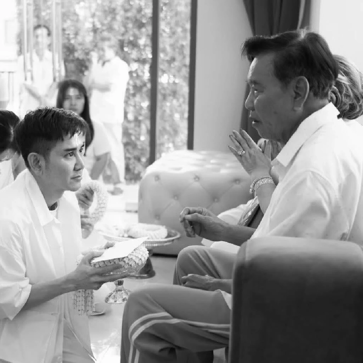 "เอ ไชยา" โพสต์เศร้าสุดอาลัย แจ้งข่าวสูญเสียคุณพ่อ จากไปอย่างสงบ