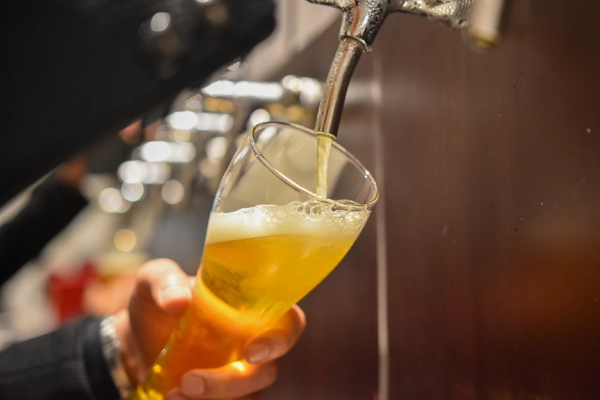 มีผลแล้ว! กฏหมายห้ามร้านจำหน่ายเครื่องดื่มแอลกอฮอล์ให้คนเมา