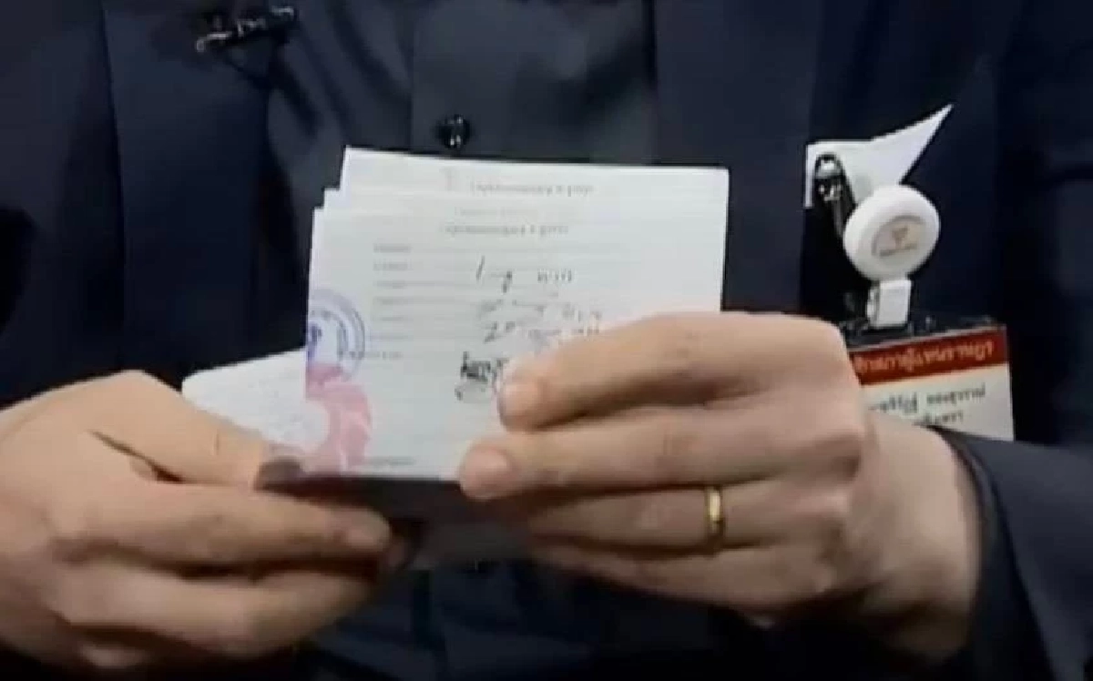 "จิรัฏฐ์" ยันใบสด. 43 ของจริง รับจากมือสัสดี รายเซ็นเดียวกับต้นขั้วกองทัพ