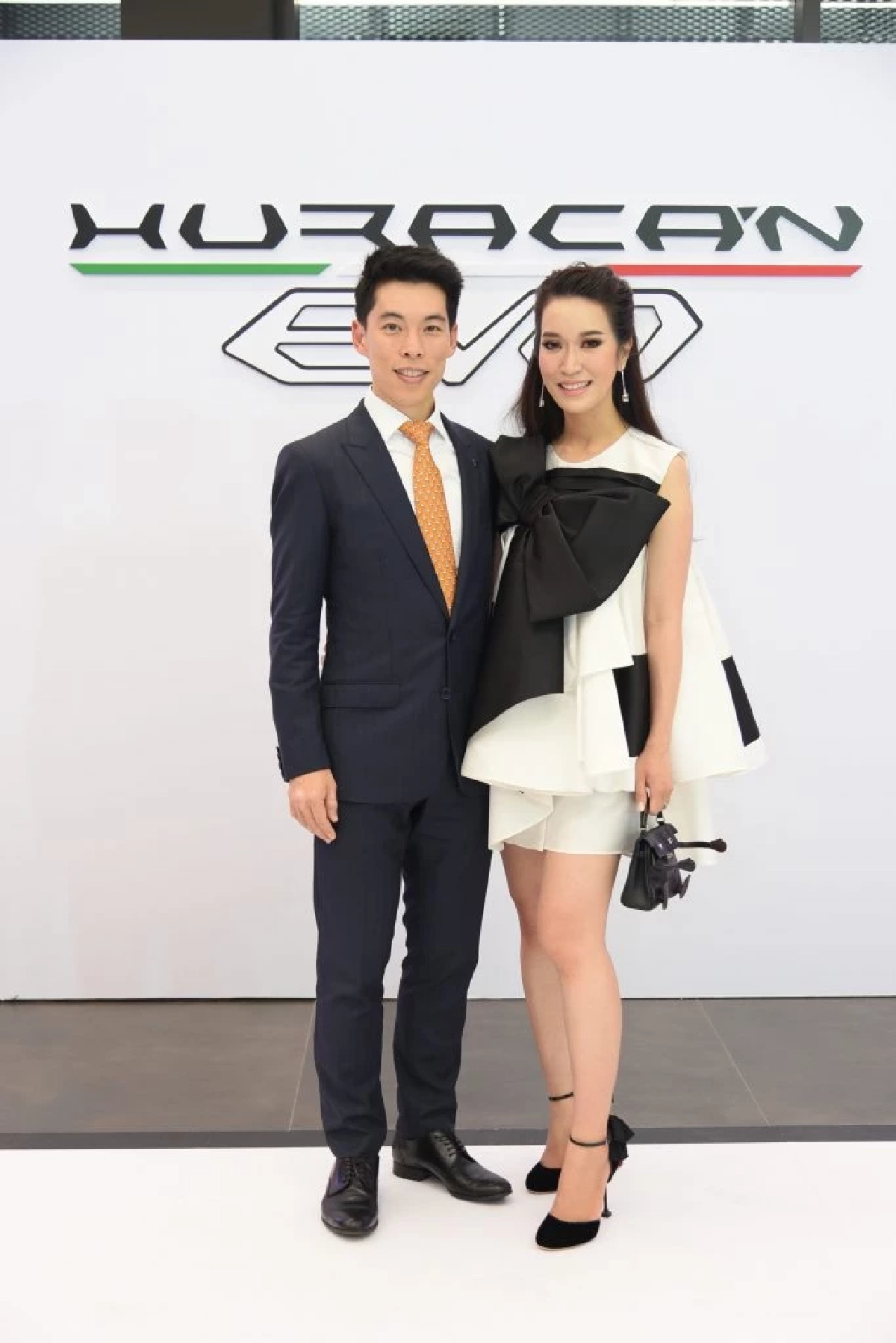 "ไฮโซนัท อภิชาติ" เปิดหน้าชนเล่าความจริง "ไฮโซตระกูลดัง" เบี้ยวหนี้ 14 ล้าน