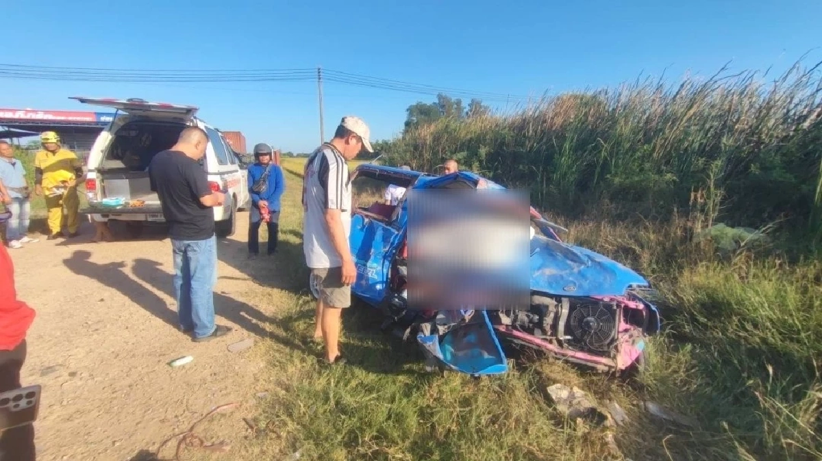 ดับสลด! ปลัดลำลูกกา ลูก ผกก.ปากเกร็ด ถูกเก๋งขับข้ามเลนชน