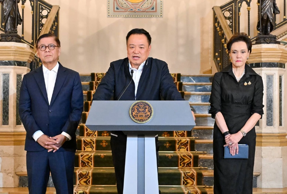 อนุทินคุยทรัมป์ ไม่ยืนยันหยุดยิง บอกต้องให้กัมพูชาถอนกำลัง เก็บกู้ระเบิดก่อน