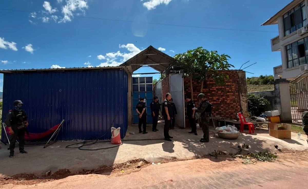 ฉก.นย.ตราด-กรมอุทยานฯ บุกช่วยสิงโต-หมี  5 ชีวิต ถูกขังในบ่อนกาสิโนเขมร