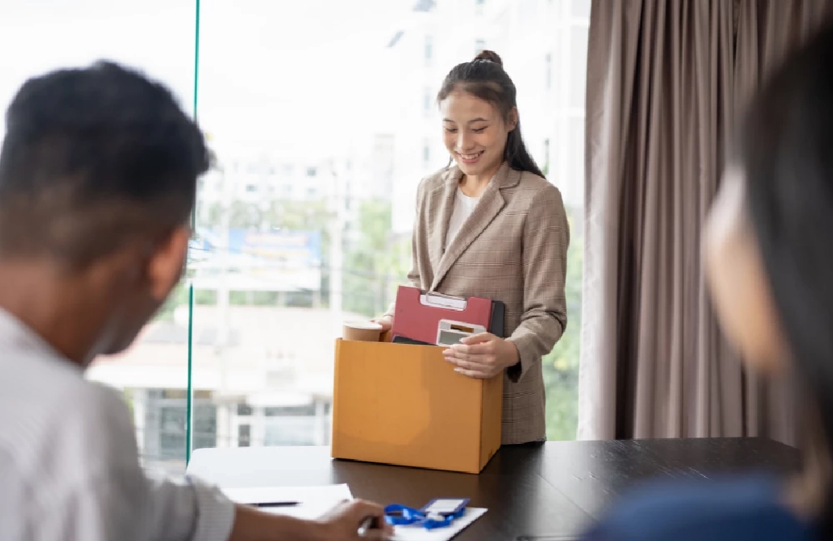 ใครมีสิทธิยื่นขอรับเงินชดเชยกรณีว่างงาน